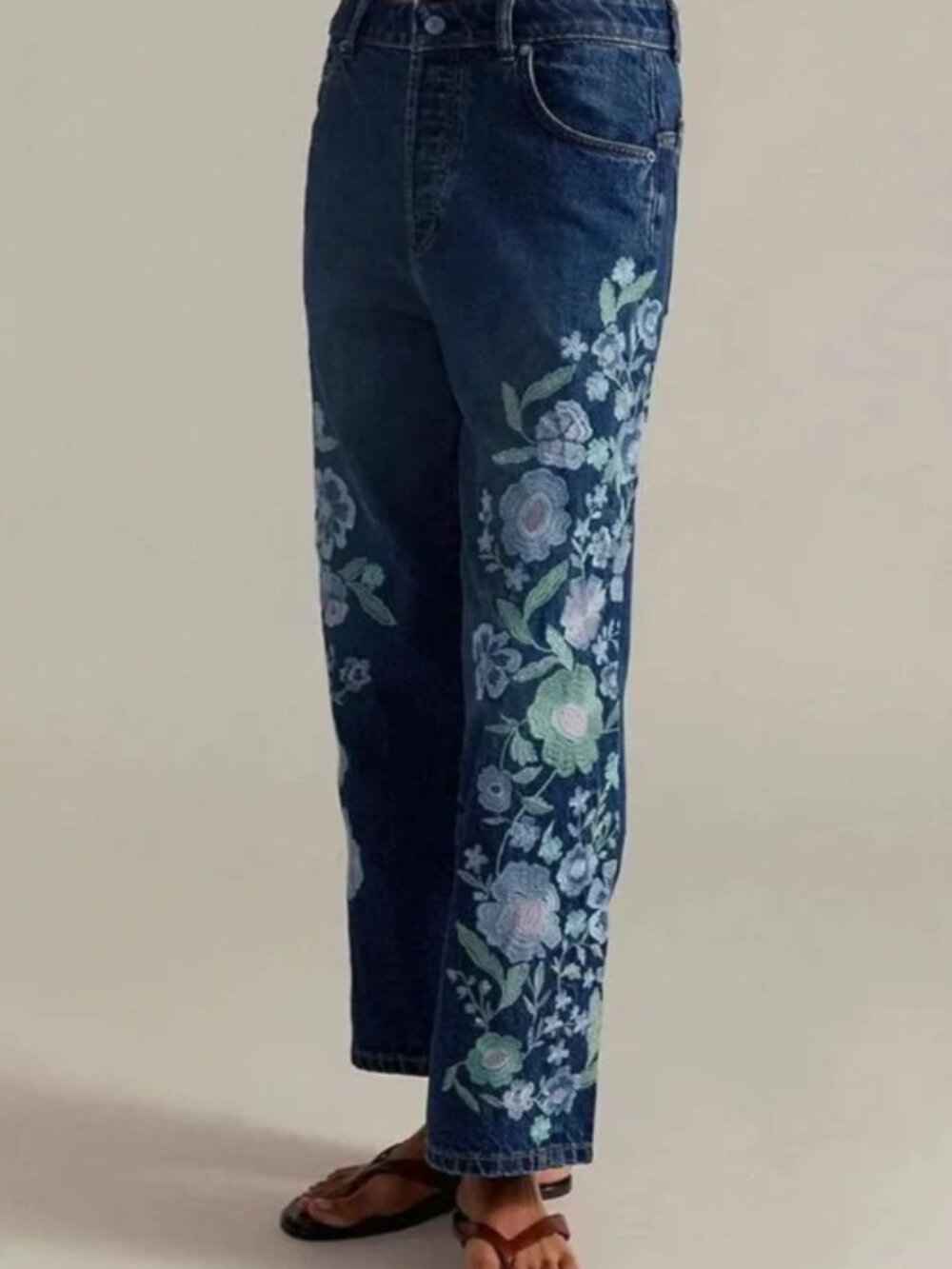 NWOT FREE PEOPLE We the Free Willow Floral Embroidered Jeans in Forget Me Not 31 - Picture 2 of 7